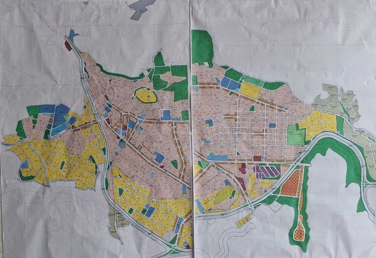 07.01.2026 tarih ve 2026/2 sayılı Meclis Kararı ile onaylanan 1/5000 ölçekli Nazım İmar Planı ile 1/1000 ölçekli Uygulama İmar Planı üzerinde yapılan genel güncelleme, 30 (otuz) gün süreyle askıya çıkarılmıştır.